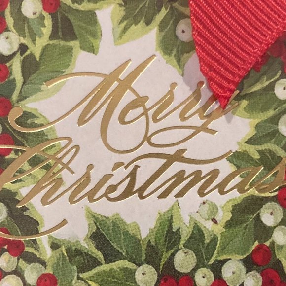 Caspari Holly and Berry Wreath Celebration Crackers - 6 Per Box - Picture 3 of 4